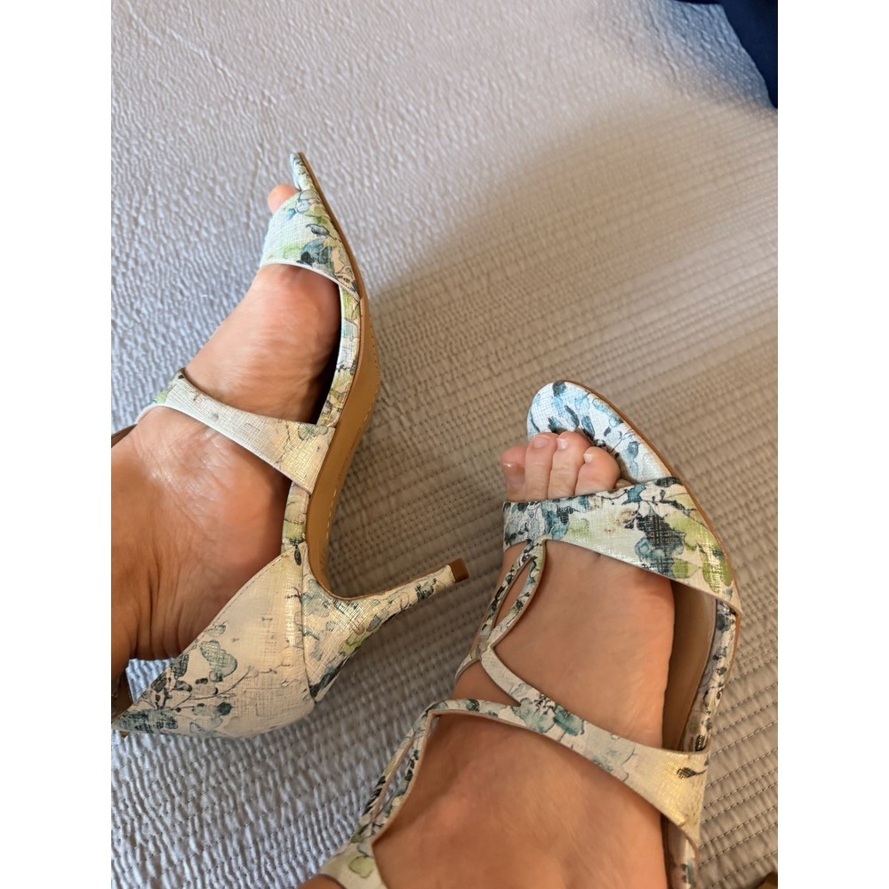 Vince Camuto Comfortable And Stylish Floral Payto Elegant Sandals‎ Size 9.5 - Picture 10 of 11